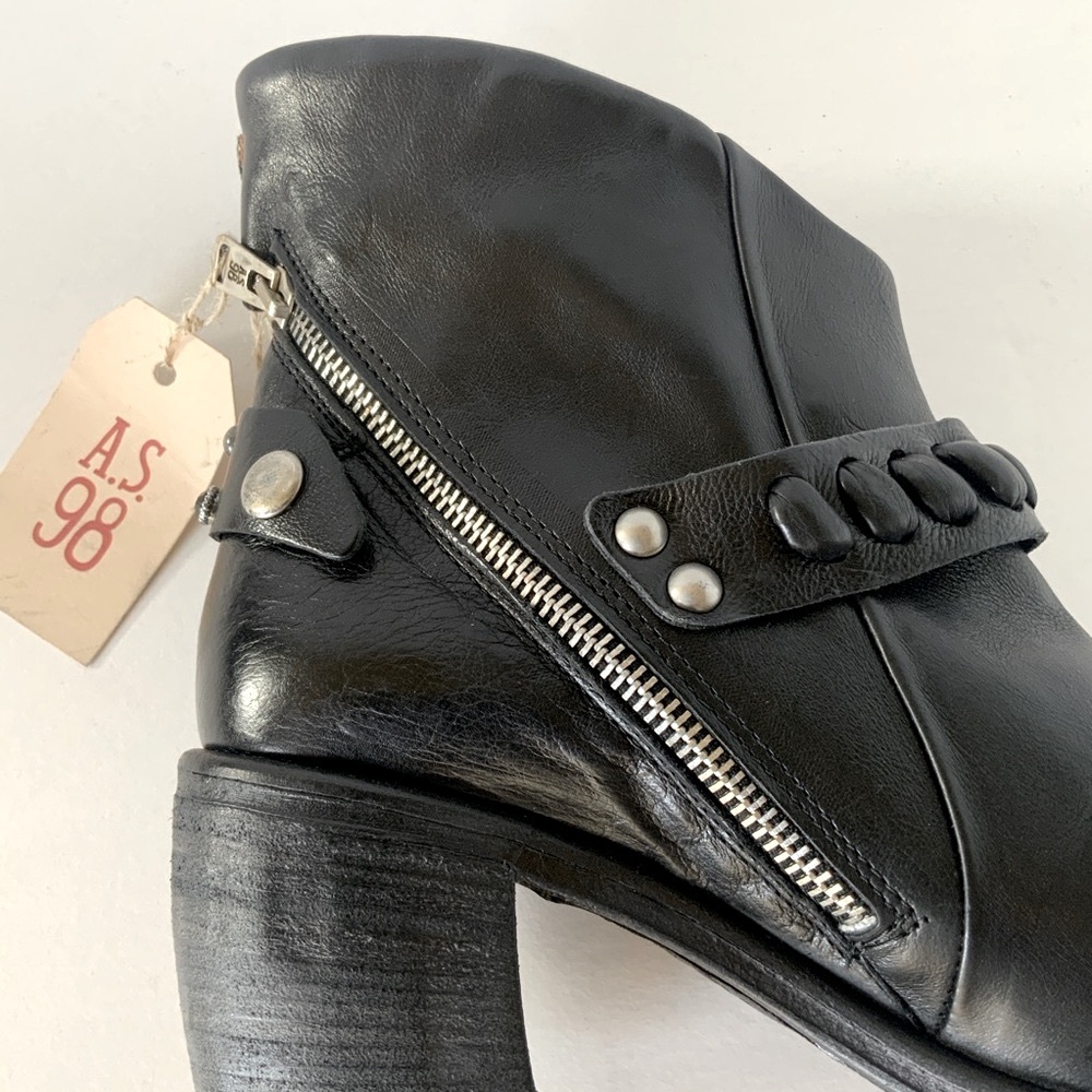 A. S.98 Rory Studded Harness Ankle Boots Black Leather Women’s 41 EU 9.5 US - Picture 12 of 16